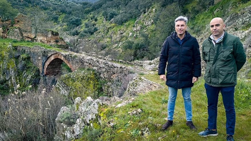 La Diputación de Córdoba se compromete a iniciar el proyecto de conservación del puente Mocarra en Espiel