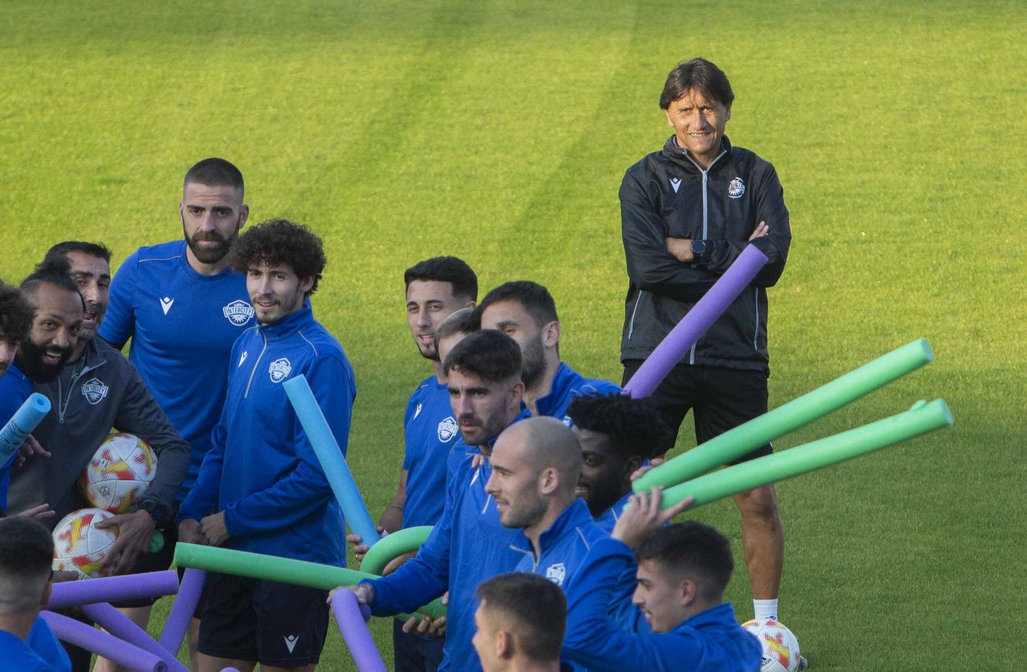 Entrenamiento del Intercity antes del partido de la Copa del Rey contra el Barcelona