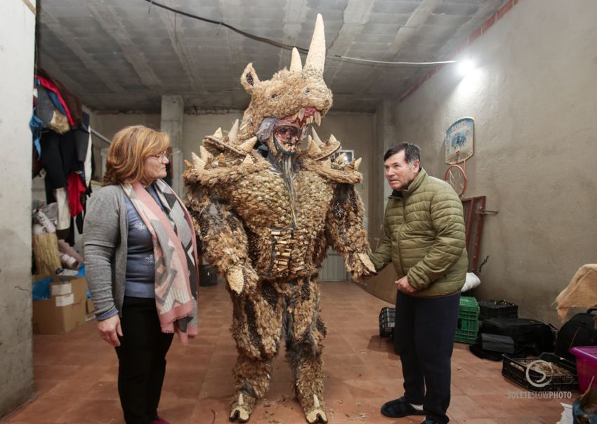 Suelta de la Mussona en el Carnaval de Águilas