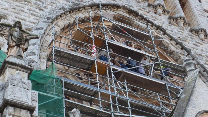 Obras en la fachada modernista de la iglesia de Sóller