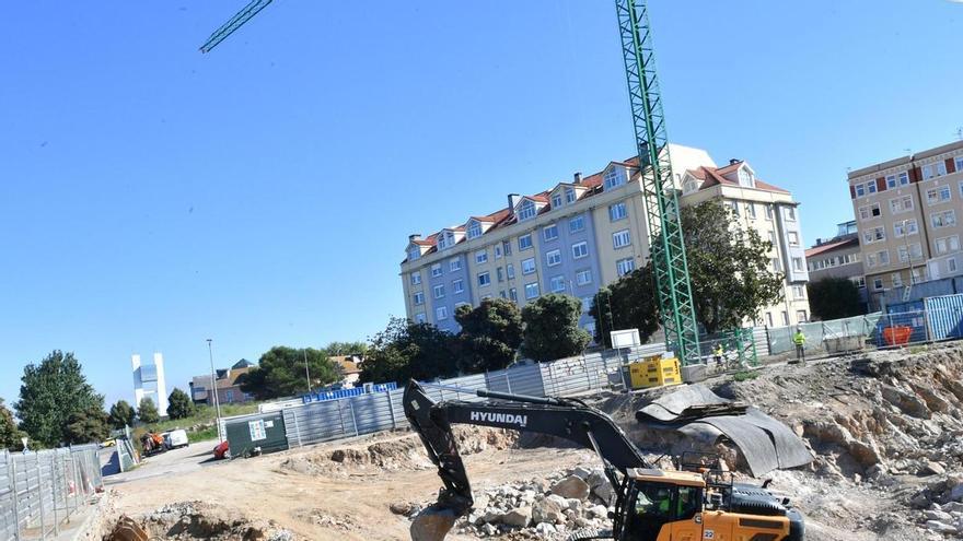El Concello de A Coruña ordena la "paralización inmediata" de los trabajos en A Maestranza: "Se ejecuta la obra de un edificio sin autorización"