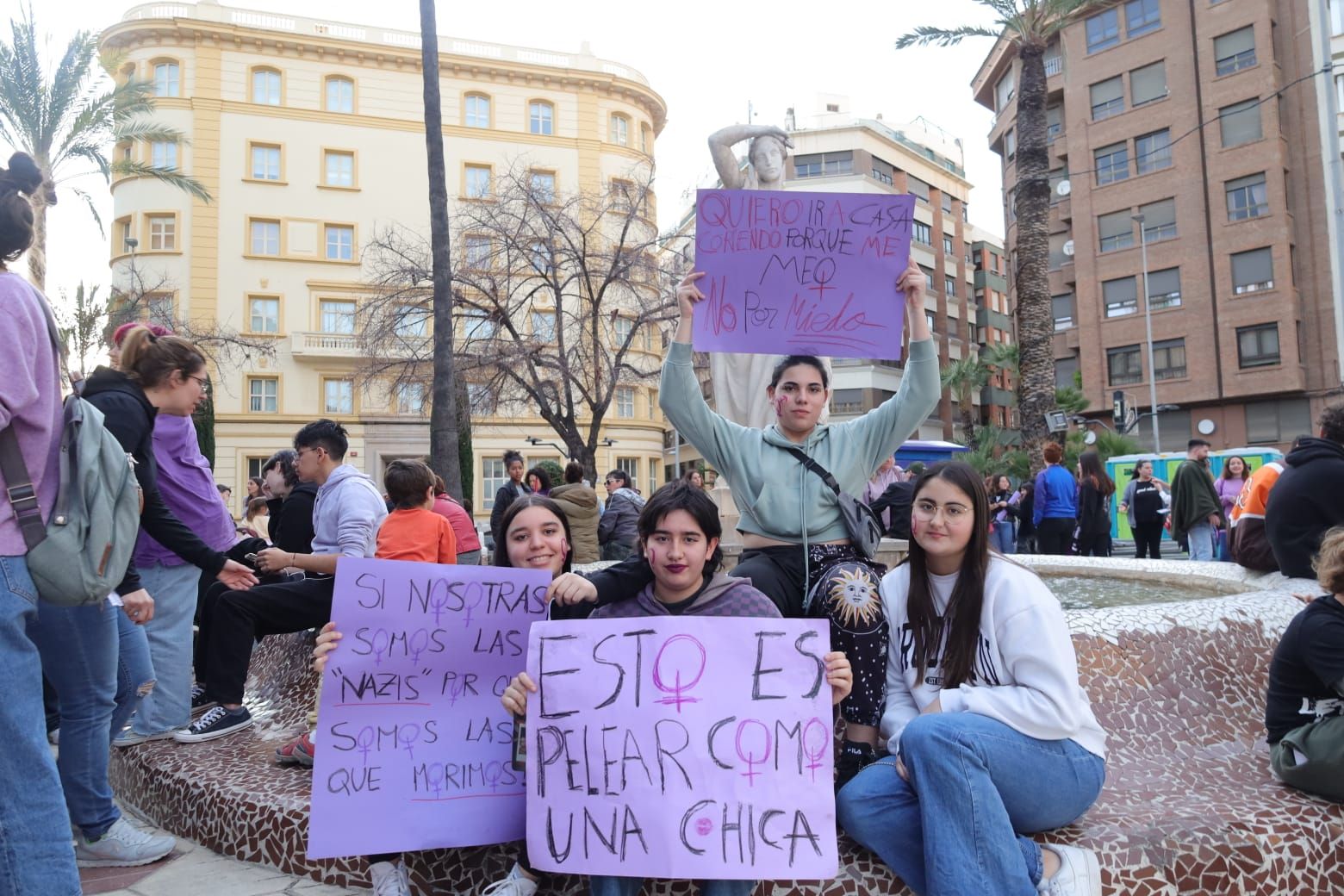 Las mejores imágenes de la manifestación del 8-M en Castellón