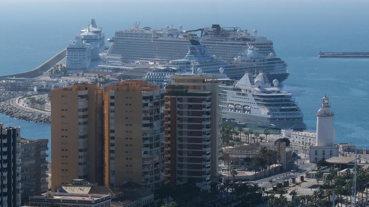 John Walker Lindh llegó a Málaga a bordo de un crucero.