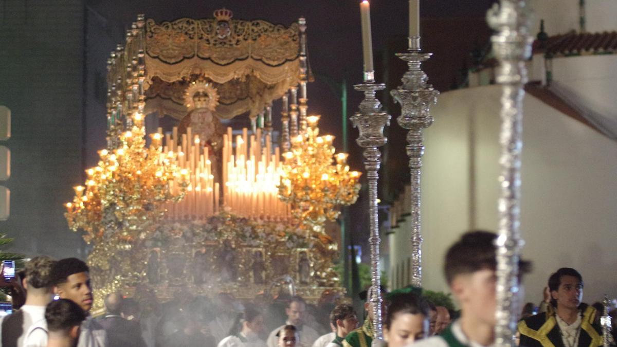 Salida de la Esperanza en el Jueves Santo de 2024.