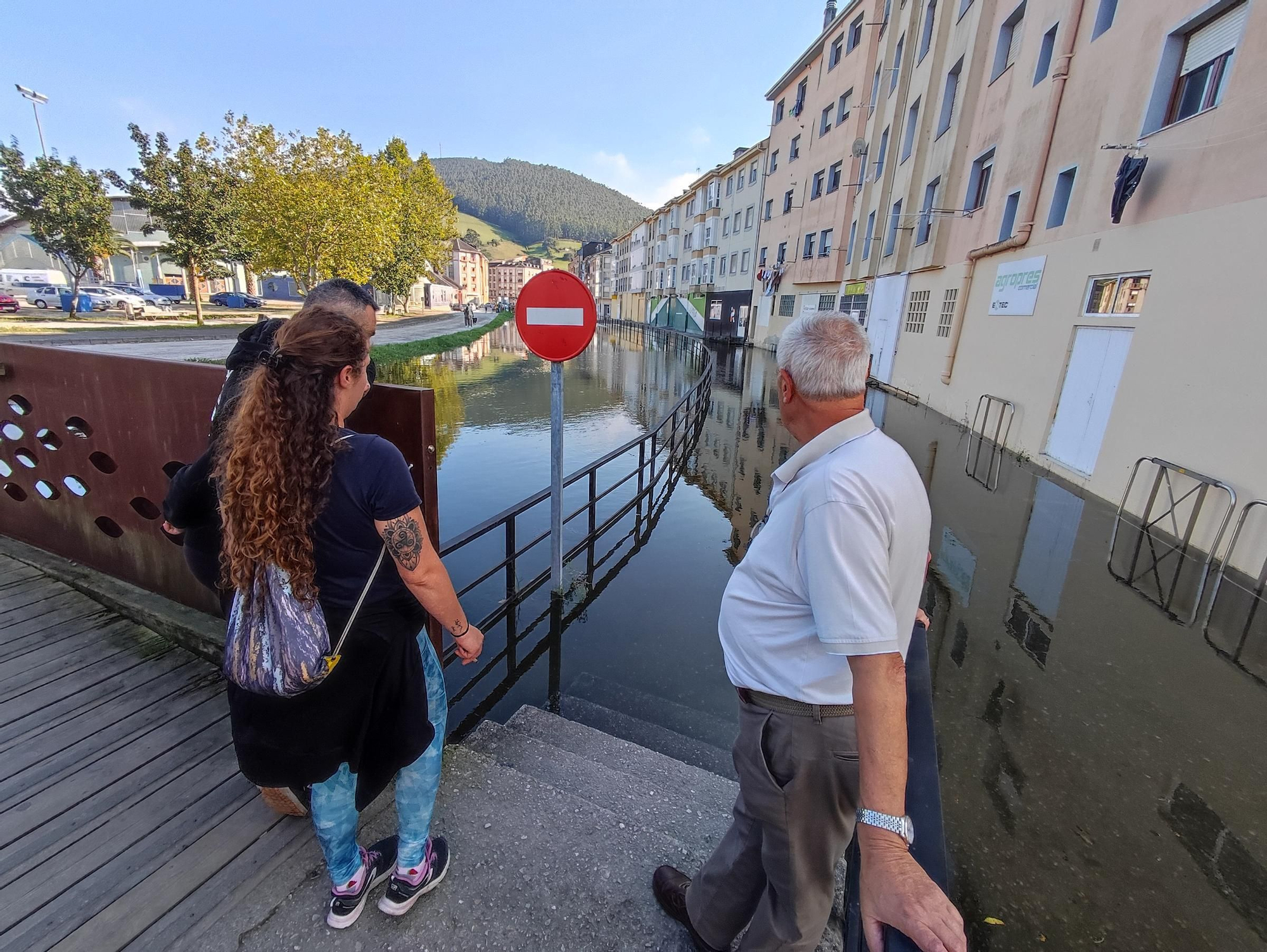 En imágenes: El efecto de las mareonas en Vegadeo, Navia y Luarca