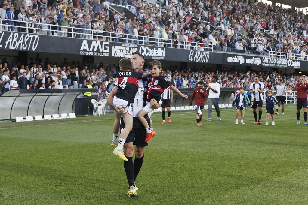 Las imágenes de la victoria del FC Cartagena que asegura su permanencia