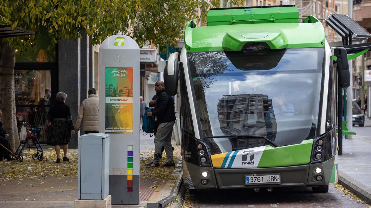 Magdalena 2025: Consulta los horarios del TRAM y las líneas de autobús durante las fiestas de Castelló