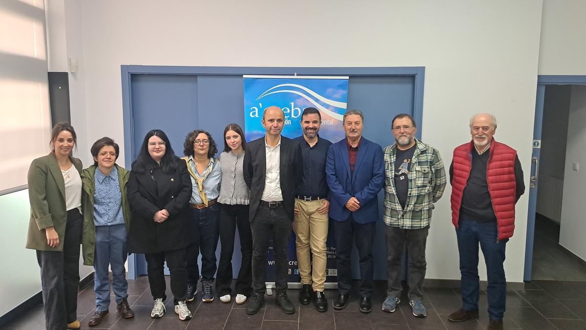 Autoridades, gañadores e membros do xurado do certame.