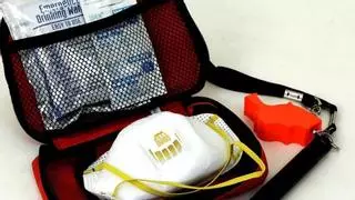 Así tienes que guardar tus documentos en el kit de supervivencia: DNI, Pasaporte, Pólizas, etc