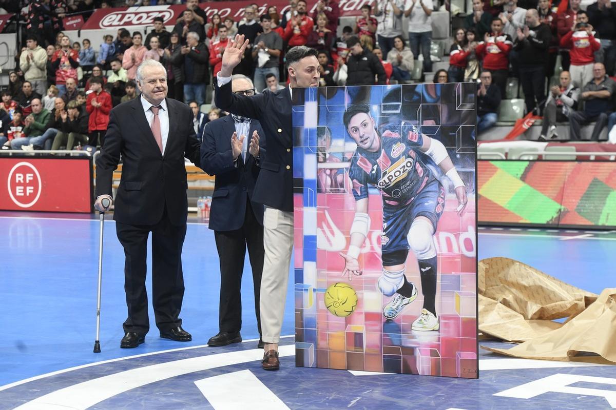 Las imágenes del empate entre El Pozo y el Barça