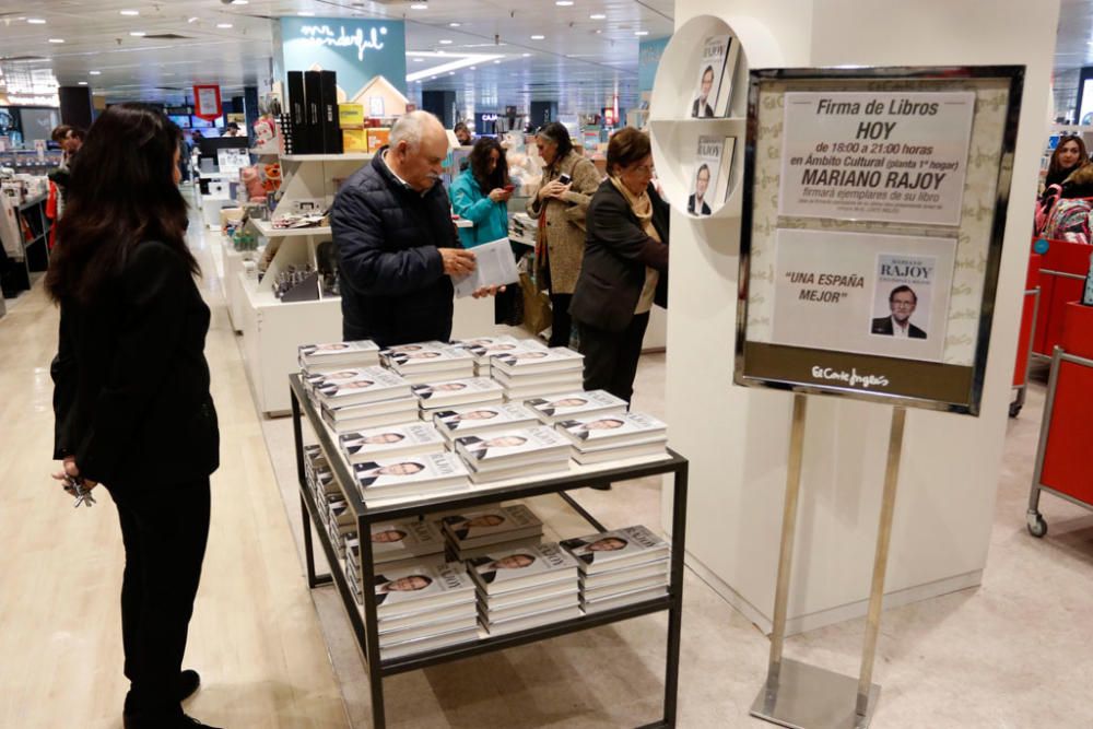 Firma de libros de Mariano Rajoy.