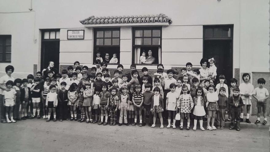 Antonia Adrián soñó y creó su escuela