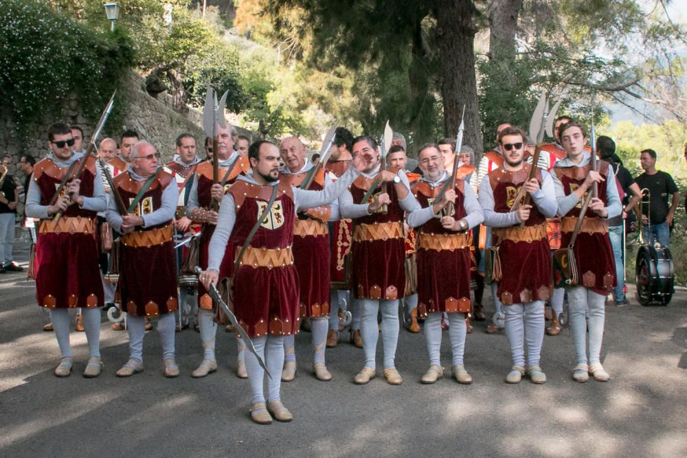 Fontilles vive los Moros y Cristianos de Alcoy