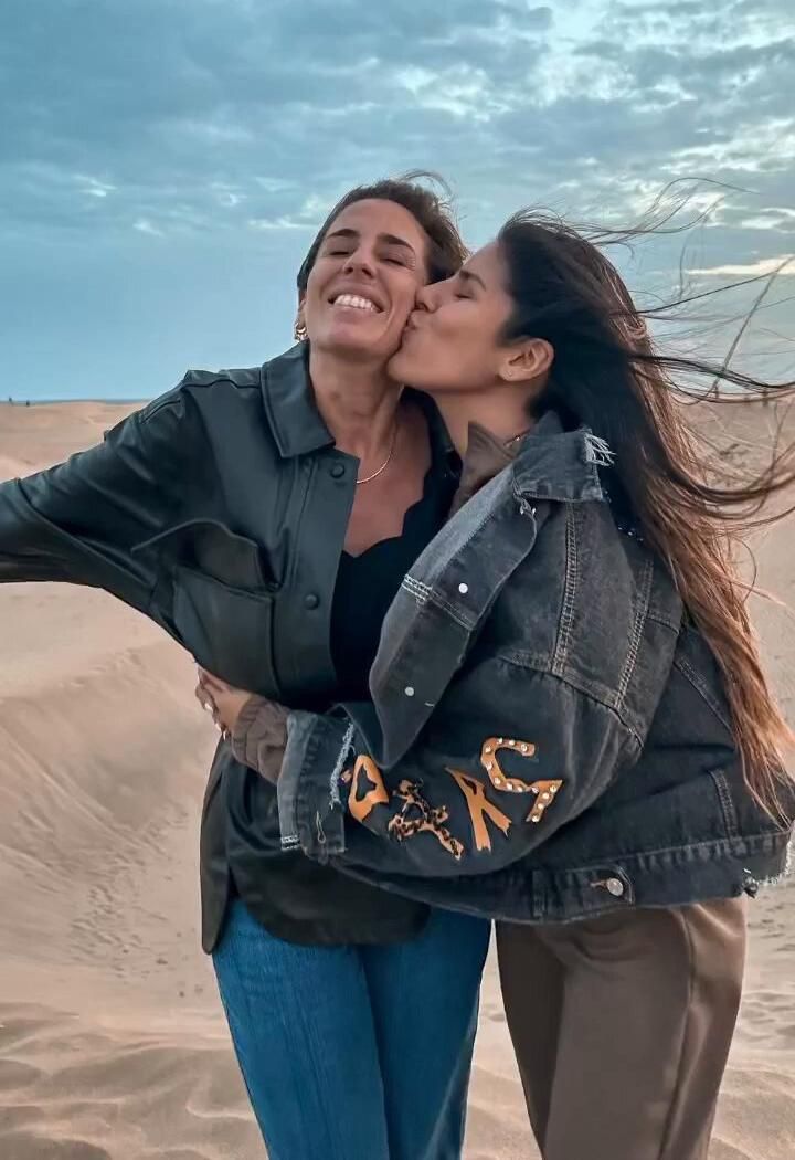 Anabel Pantoja e Isa Pantoja disfrutan de uno de los lugares más bonitos de Gran Canaria