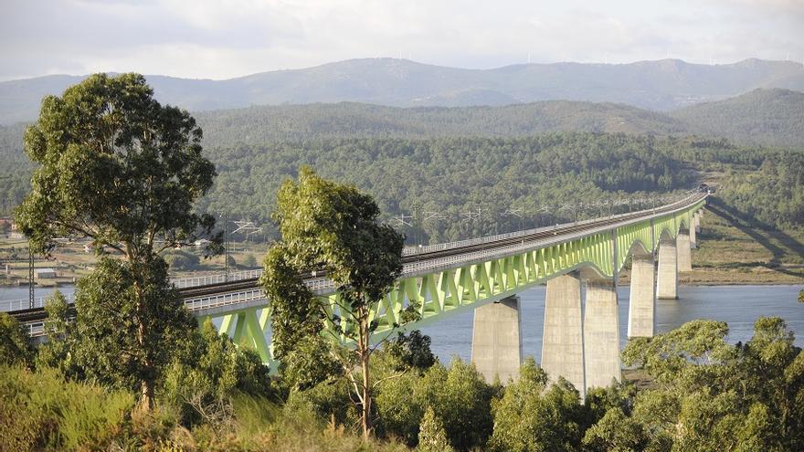 Adif dotará al viaducto del Ulla de un novedoso sistema de estructuras para su conservación