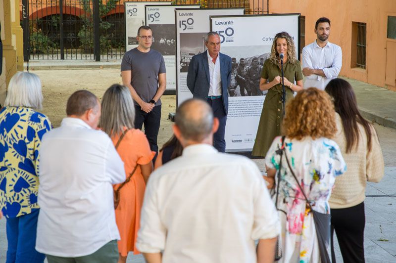 Inauguración de la exposición del 150 aniversario de Levante-EMV en Requena