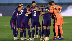 Los jugadores del Valladolid hacen piña antes de un partido