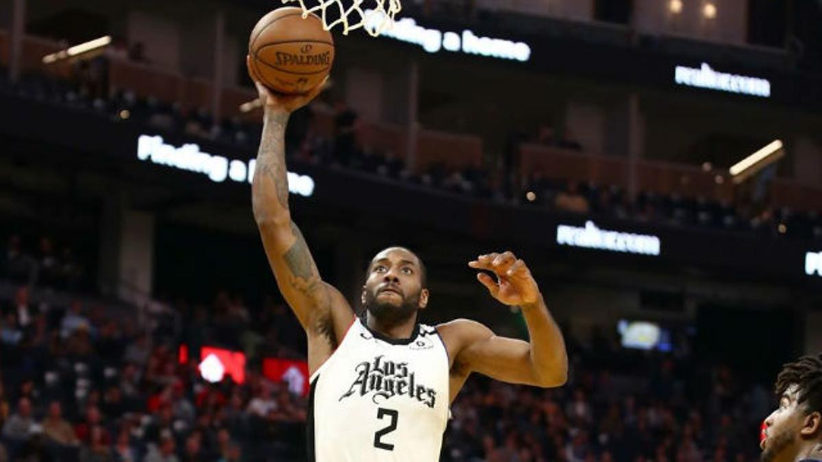 Los mejores mates de Kawhi Leonard esta temporada en la NBA