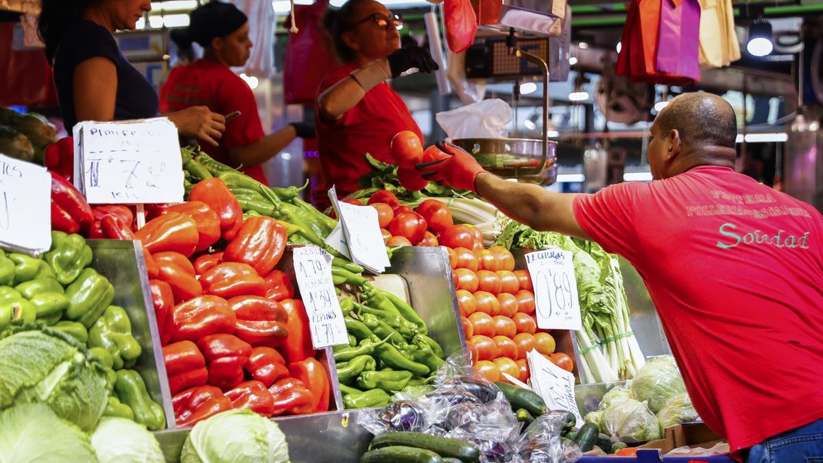 Alza de precios de alimentos.