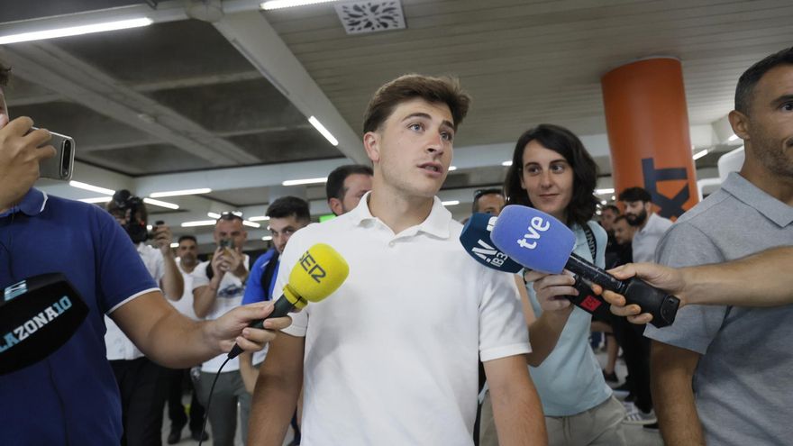 Pablo Torre, nuevo jugador del Real Mallorca, llega a Palma