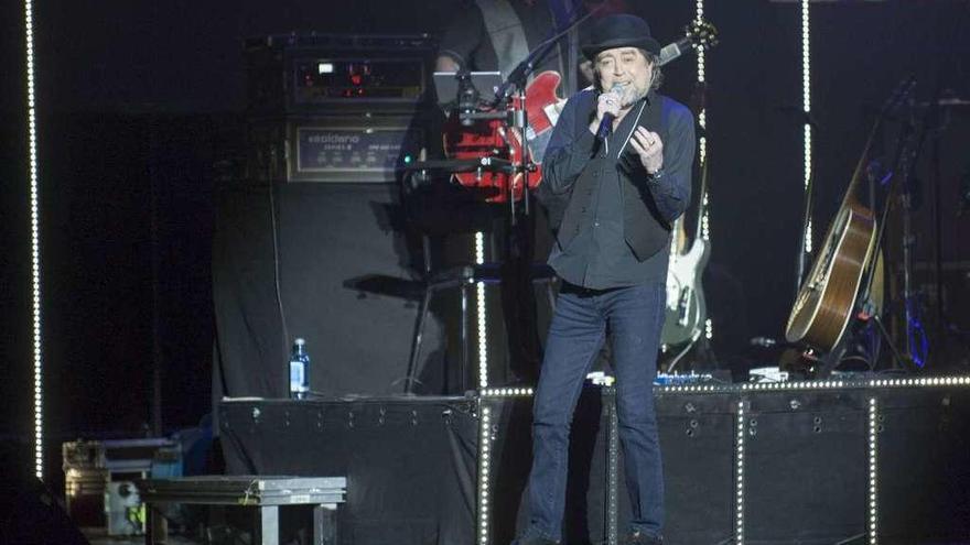 El artista Joaquín Sabina, en su concierto del año pasado en el Coliseum.