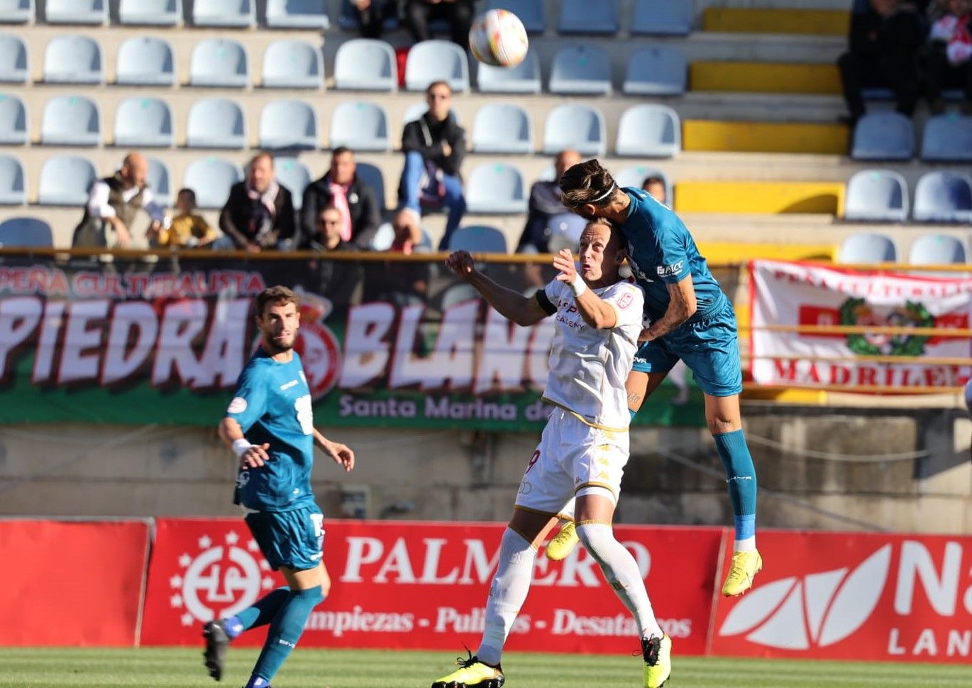 Las imágenes del partido Cultural Leonesa Córdoba CF