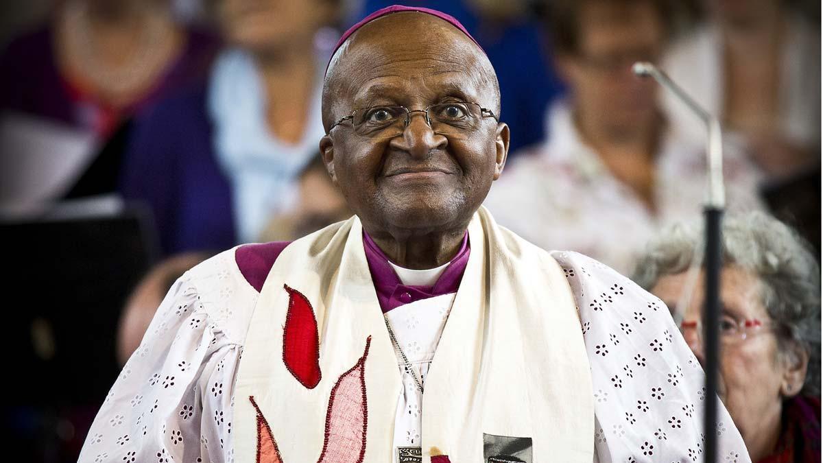 Desmond Tutu celebra un servicio religioso en una iglesia en Deventer (Países Bajos), el 21 de septiembre del 2012.