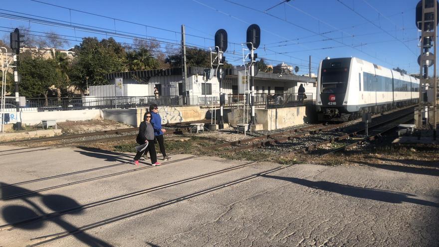 El Consell licita duplicar la vía desde Paterna y crear una estación en Fuente del Jarro