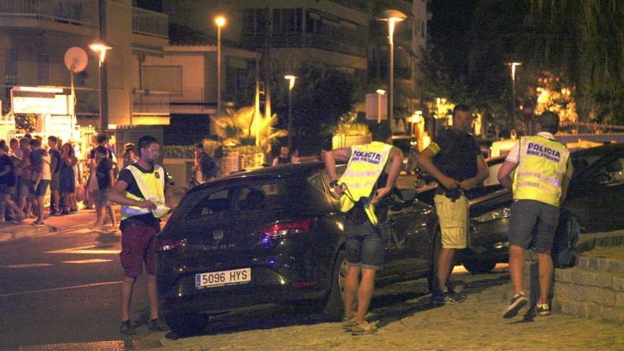 Un mosso evitó una masacre en Cambrils matando a 4 terroristas