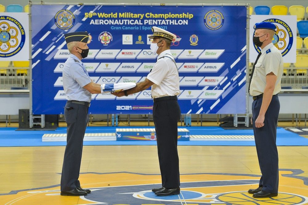 Ceremonia de clausura del Mundial de pentathlon aeronáutico