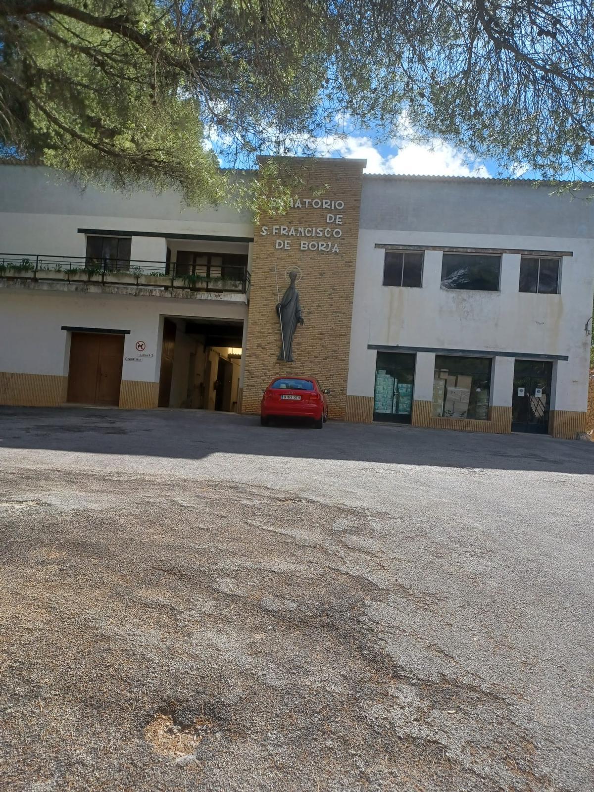Entrada del Sanatorio de san Francisco de Borja en la actualidad, reconvertido en residencia.
