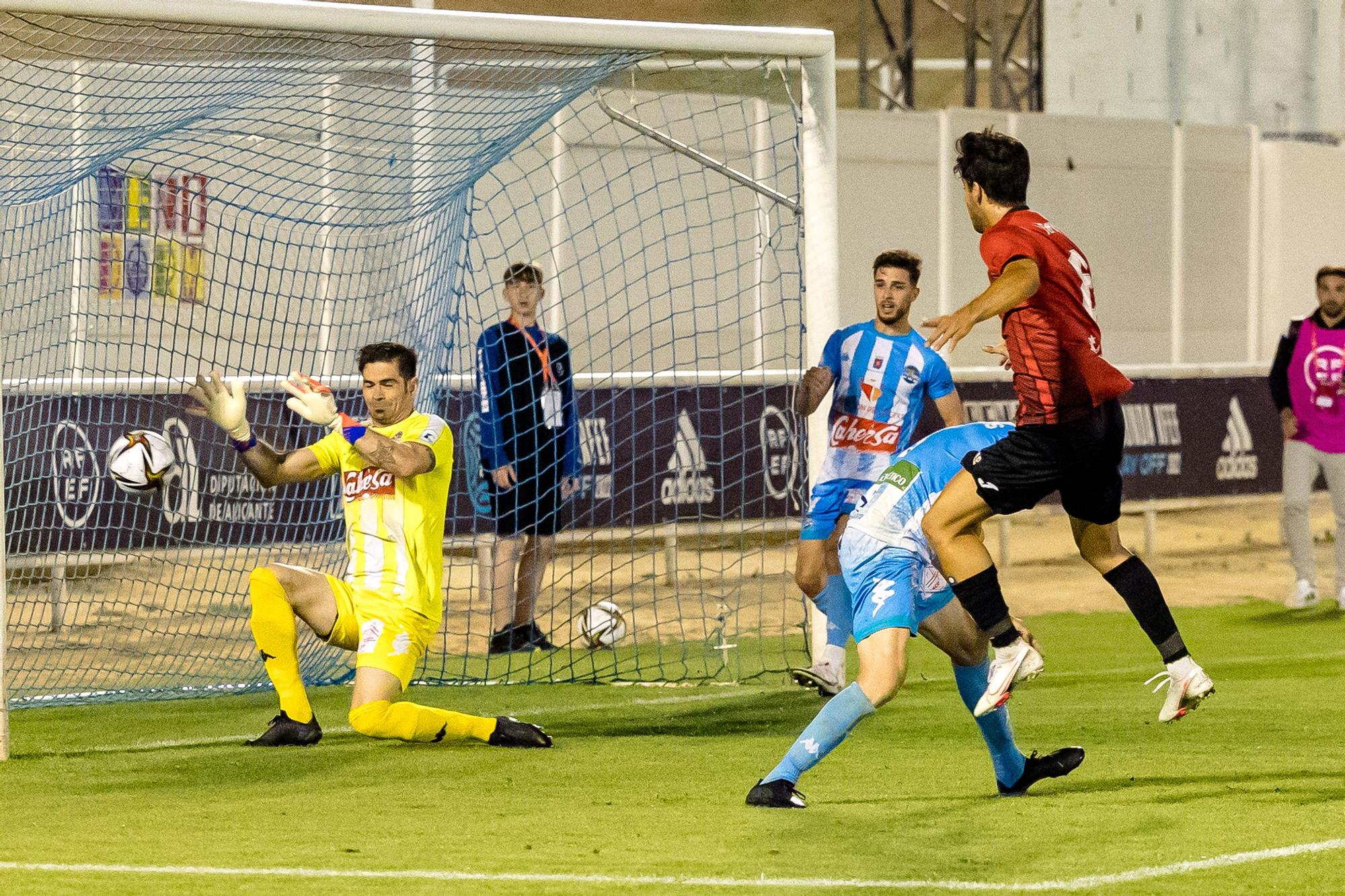 Una gran acción de Fofo finalizada por Marc Mas rompe el partido contra el Coria a diez minutos para el final y cuando todo apuntaba a la prórroga