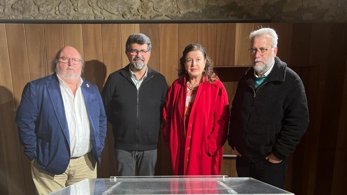 Jordi Soler, Genís Roca, Dolors Vidal i Joaquim Majó, al Castell de Calonge.