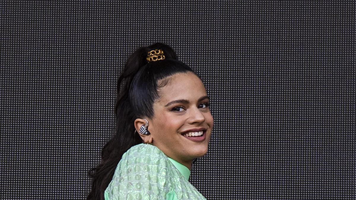 Rosalía durante su actuación en el festival veraniego más importante de Chicago