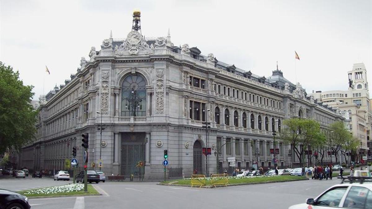Archivo - Fachada de la sede del Banco de España en Madrid.