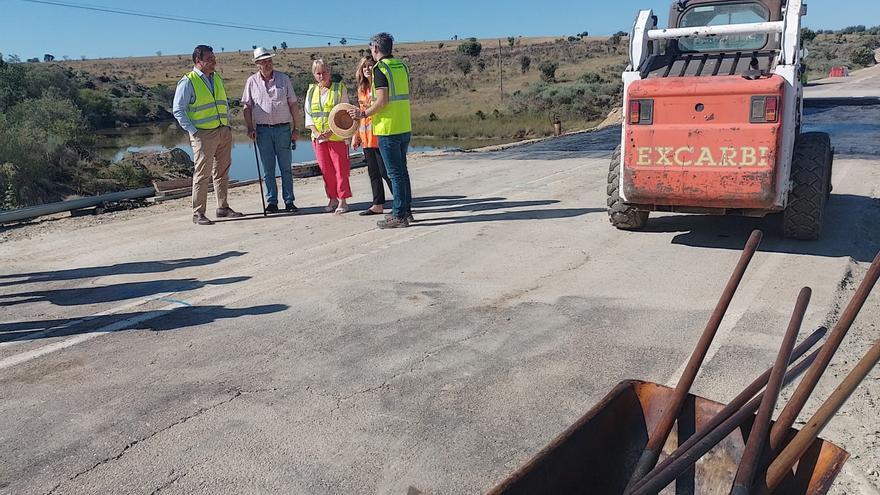 VÍDEO | Adiós al socavón: ya hay fecha para la reapertura de la carretera de Villardeciervos