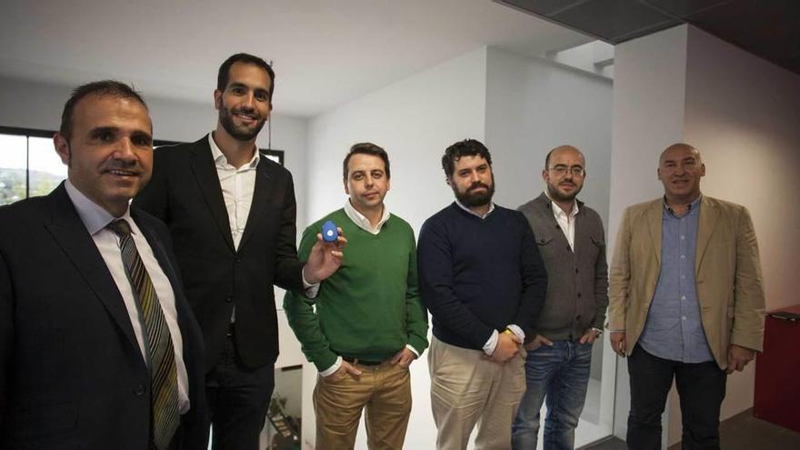 Por la izquierda, Ignacio Fernández (Salud Social Media), David Pancho (Treelogic), Diego Pozo (Micrux), Miguel Ángel Salinas (Thingtrack), Alejandro García (We Doctor) y Jorge Díaz (Renovación Asturias).