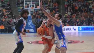 83-74 | El Leyma Coruña se sobrepone a sí mismo para vencer al Alicante