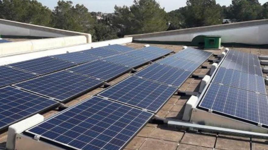 La producción de energía solar en Ibiza supera el 1 %