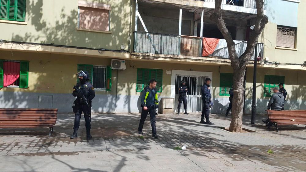 Redada antidroga en el barrio de Son Gotleu