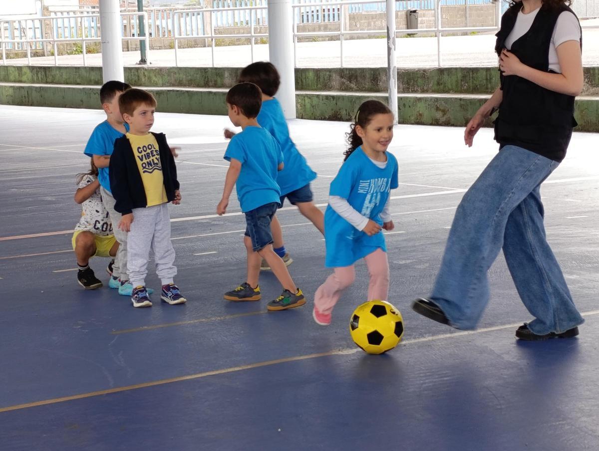 Pequeños atletas olímpicos compiten en Llanera