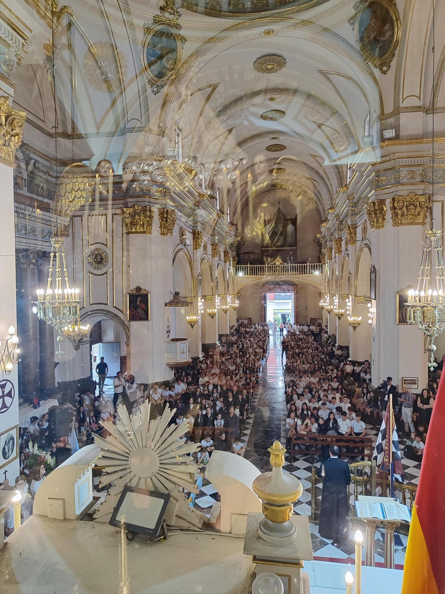 Romería desde el Colegio Santo Domingo de Orihuela al Santuario de Nuestra Señora de Monserrate