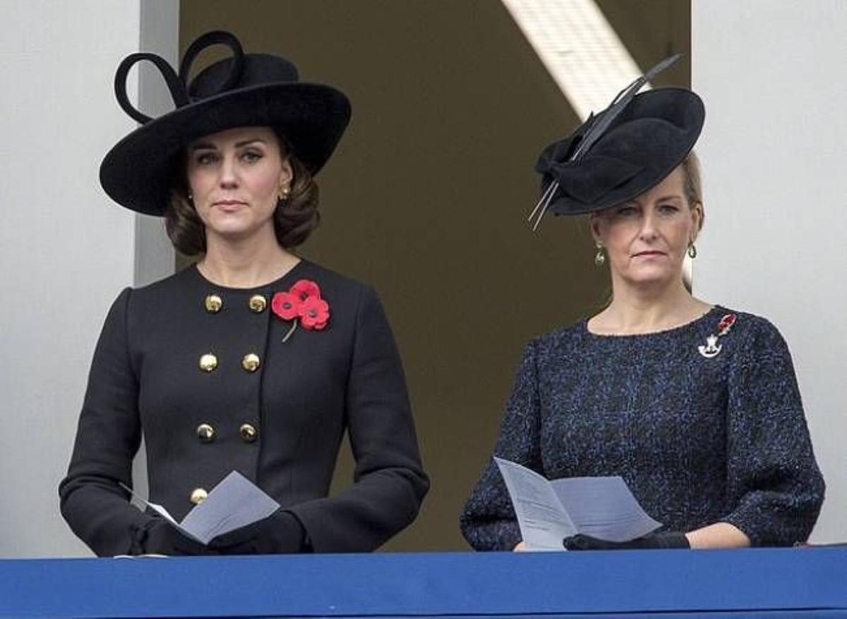 Kate Middleton con abrigo de Dolce Gabbana en 2017