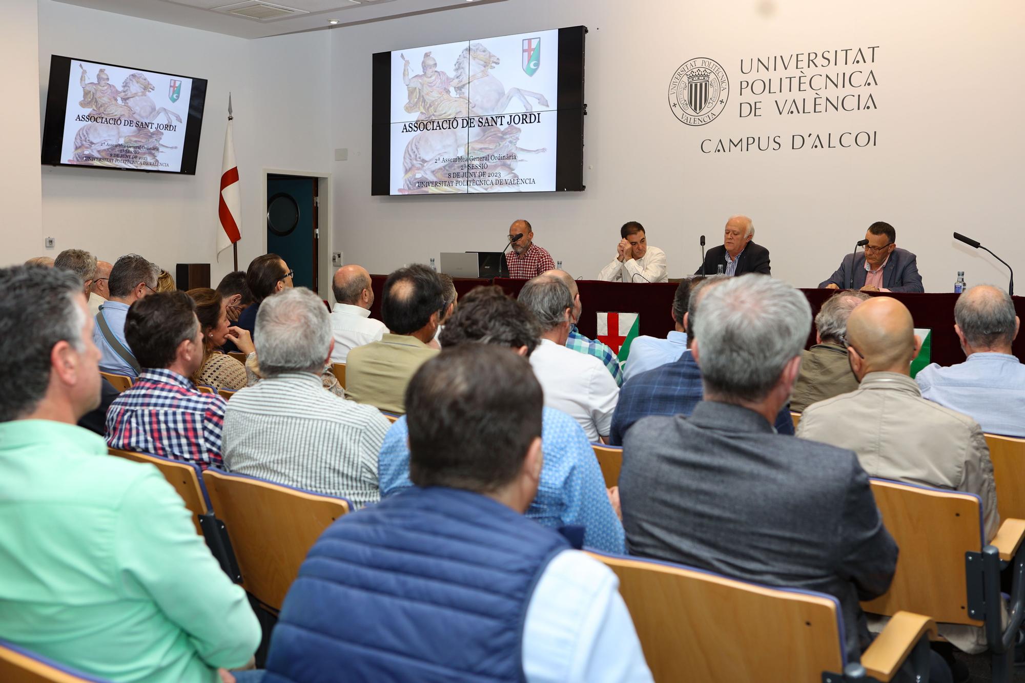 Mauro Abellán Bravo, de la filà Judíos, Sant Jordiet de las Fiestas de Alcoy de 2024