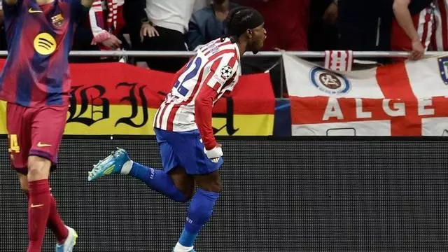 Lookman lanzó un jarro de agua fría a un Barça que permanecía enrachado