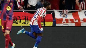 Atlético de Madrid - FC Barcelona I El gol de Ademola Lookman