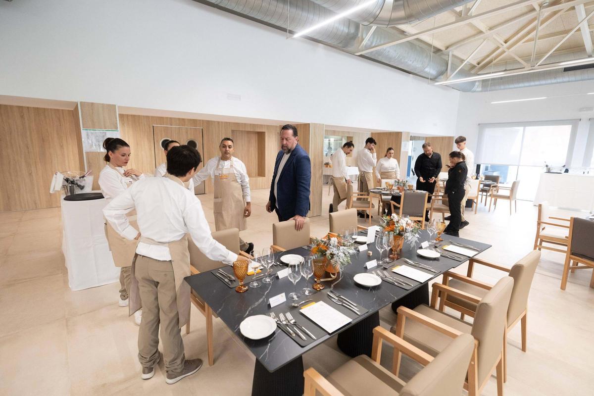 Delicatessen en la primera comida de la Escola d’Hoteleria de Ibiza