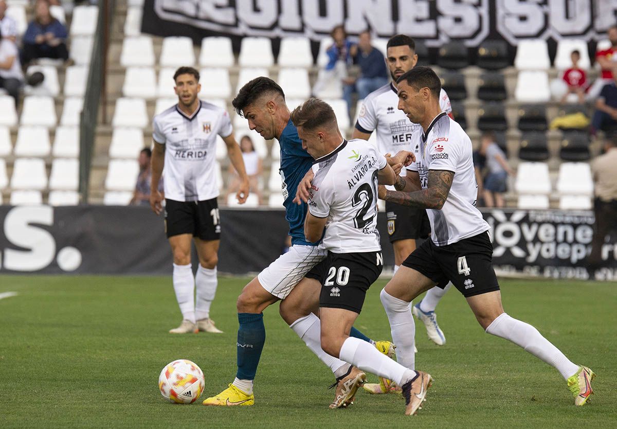 El AD Mérida - Córdoba CF, en imágenes