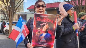 Dominicanos de Nueva York lloran la muerte de las víctimas en discoteca de Santo Domingo