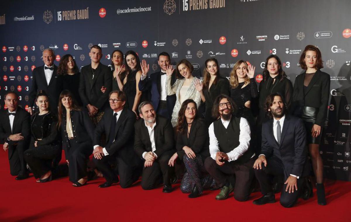 L’equip d’«Alcarràs», a l’arribada a la gala. | MARTA PÉREZ/EFE